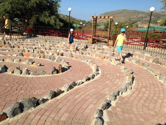 Labyrinth Theme Park